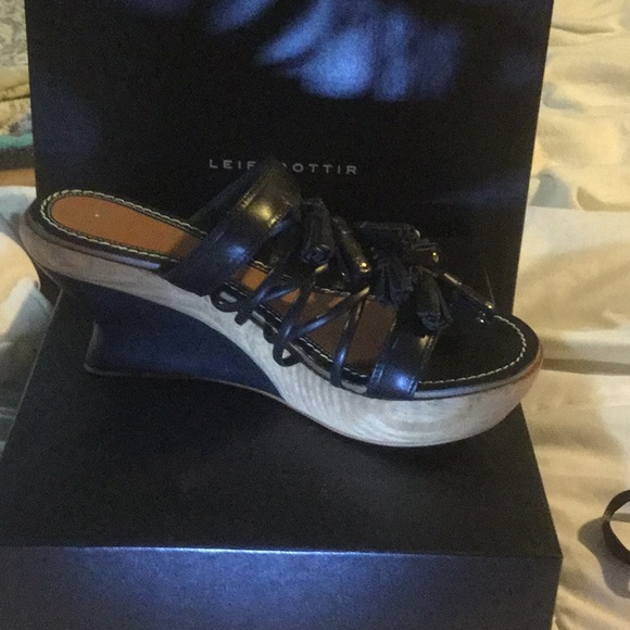 LEIFDOTTIR BLACK LEATHER SHOES NWT - Picture 2 of 6